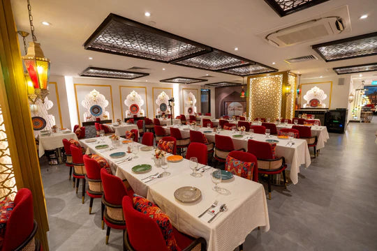 What First-Time Diners Usually Get Wrong at Arabic Restaurants